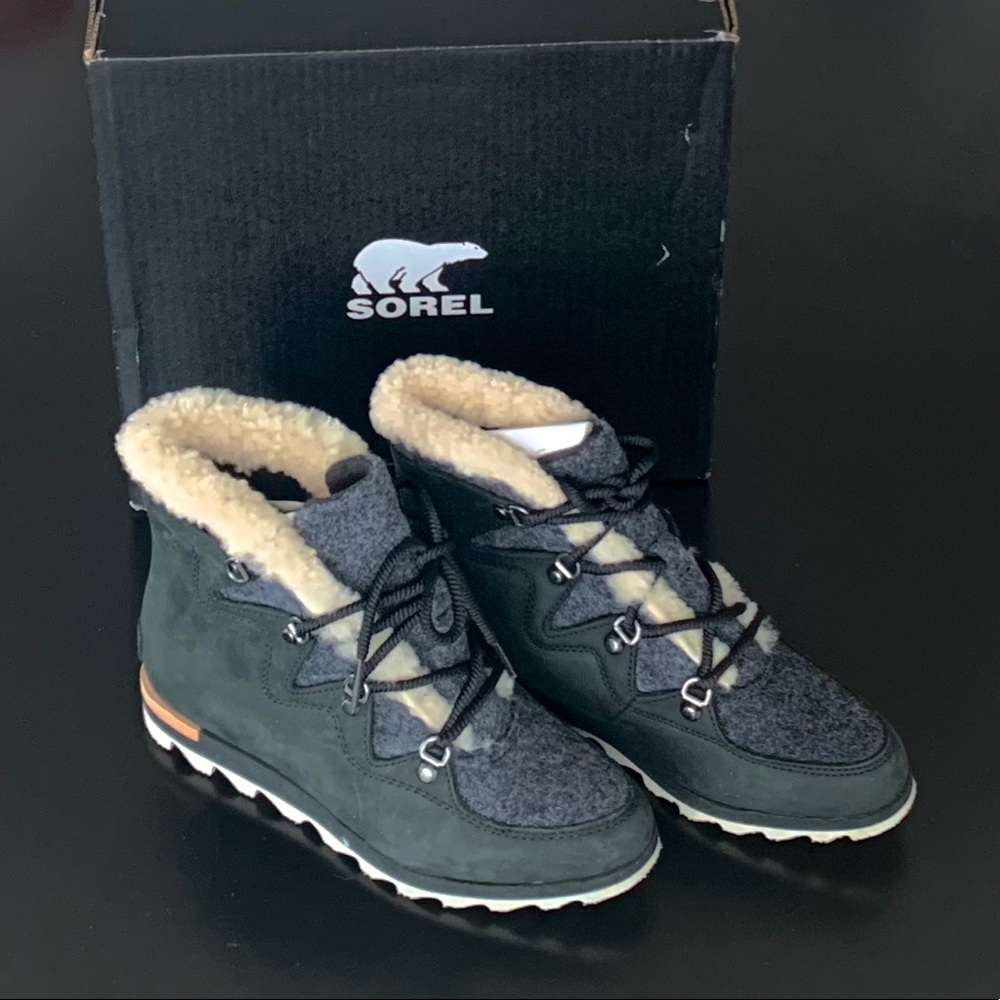 NEW Sorel Sneakchic Alpine Winter Boots SOLDOUT